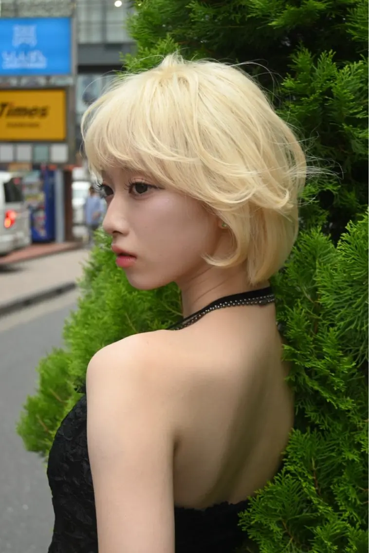 ショート カラー ボブレイヤー ブリーチ ブロンド ケアブリーチ ハイトーンカラー カット ヘアカラー トリートメント 盛れる顔周り✨韓国式 レイヤーkanatoのヘアスタイル