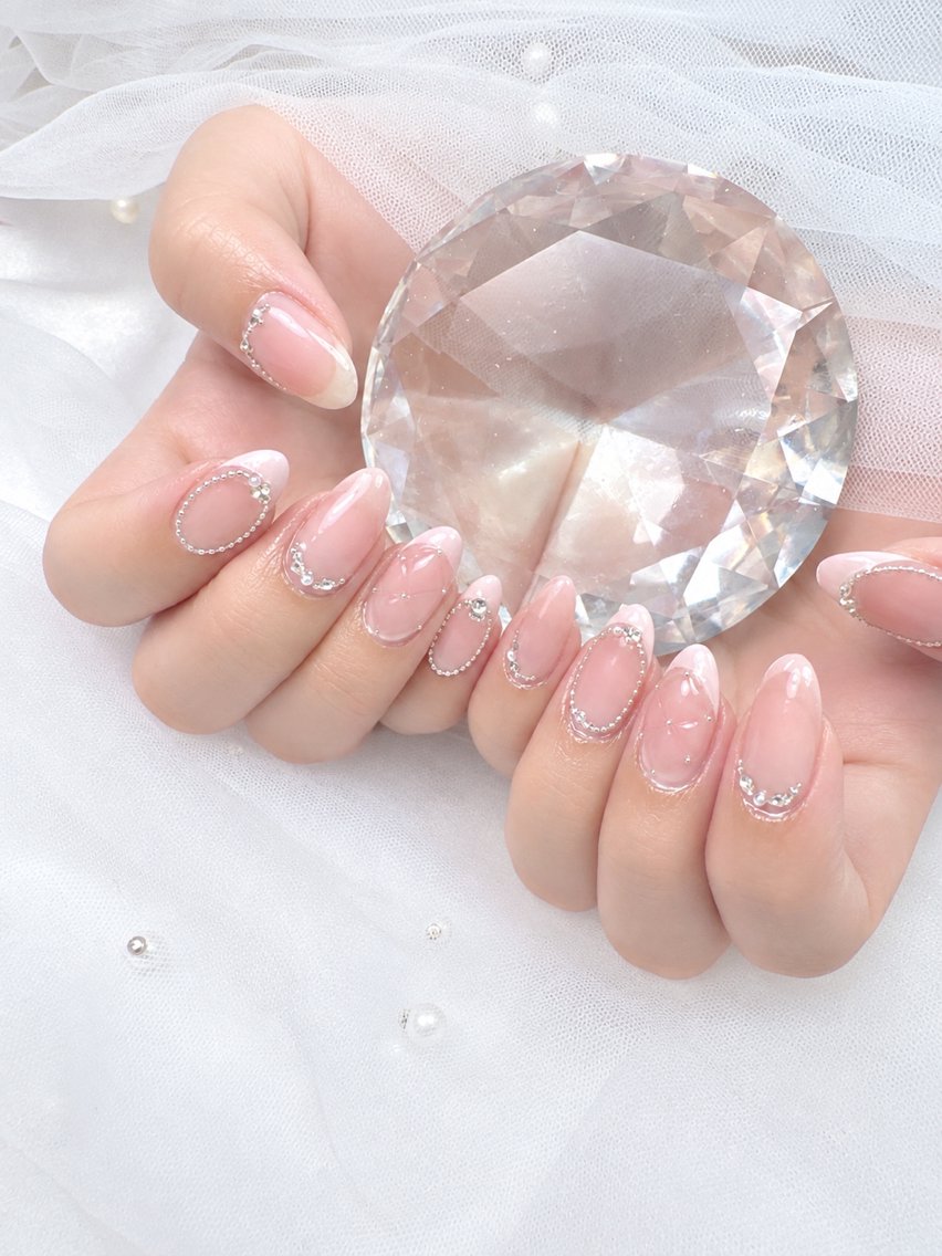 ネイル アートネイル チークネイル フレンチネイル ジェルネイル ガラスフレンチ ハンドネイル Queeens nailのネイルデザイン