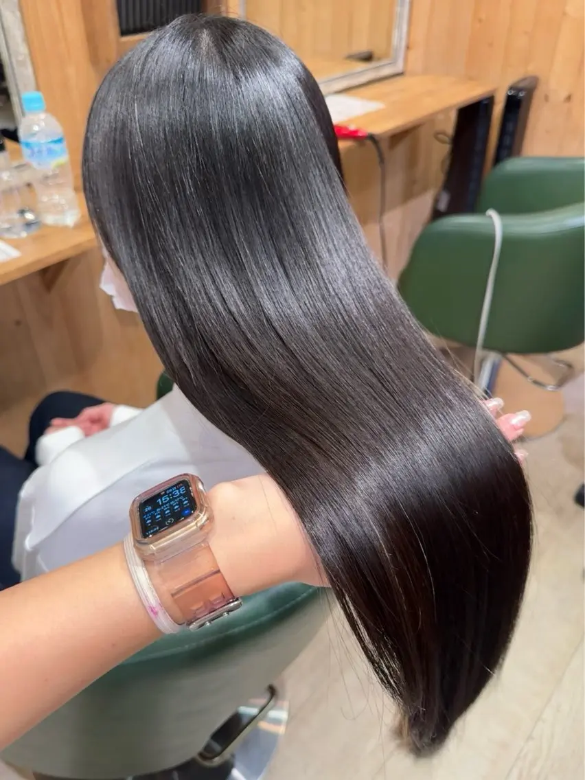 ロング トリートメント ハイトーン belle ナホのヘアスタイル
