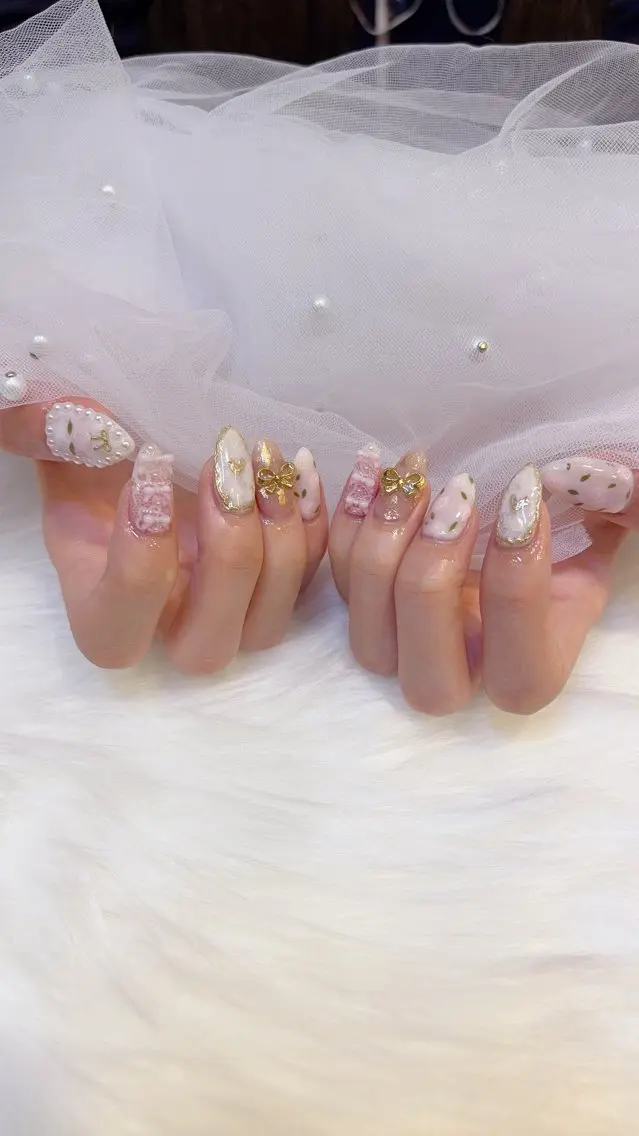 ネイル 持ち込み ハンドネイル cherie_ yukiのネイルデザイン