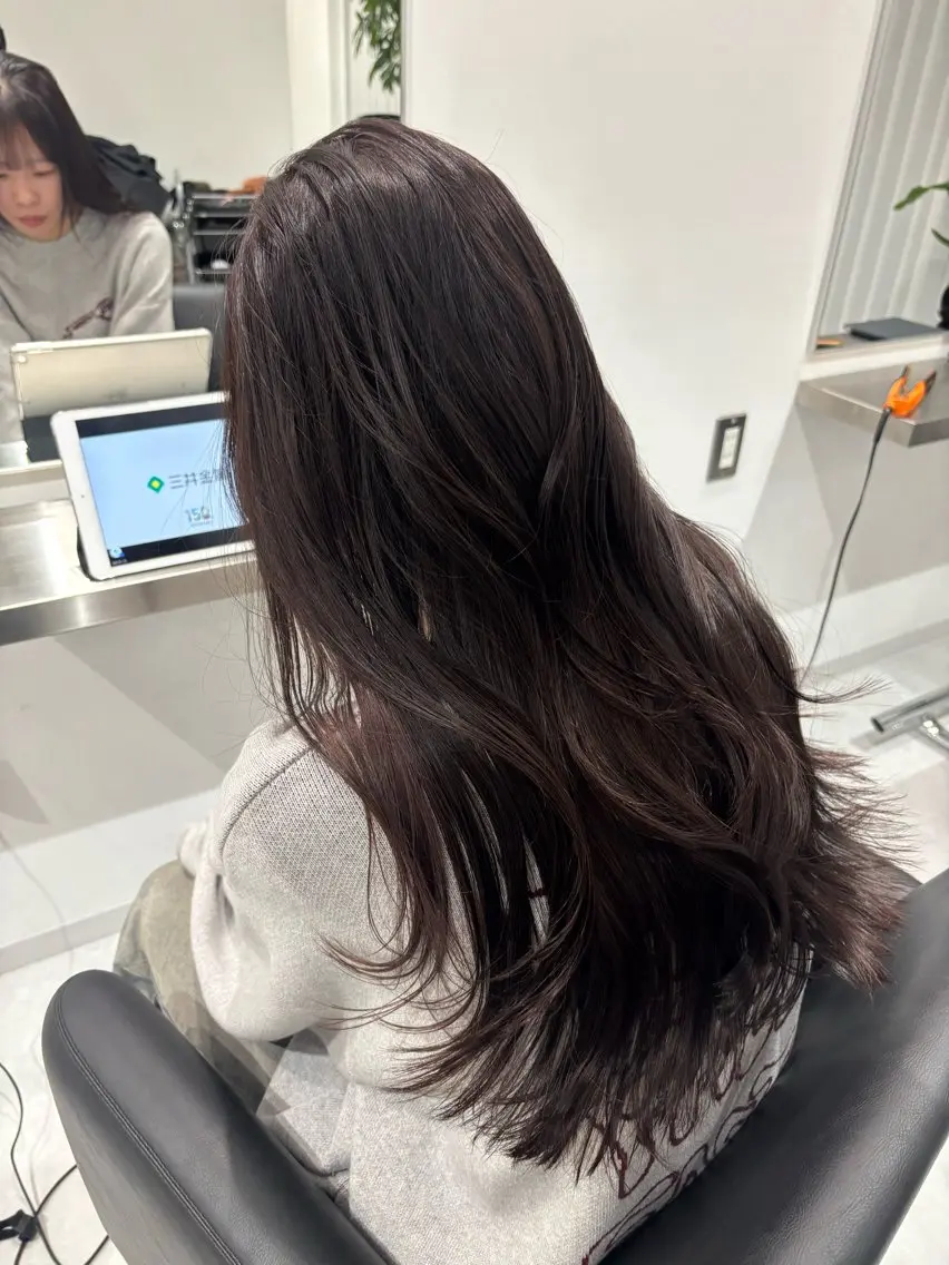 ロング カラー ベージュカラー ブリーチ ブラウンカラー ケアブリーチ カシス カット ヘアカラー トリートメント 🎀韓国ヘア× 透明感カラー🎀正源のヘアスタイル