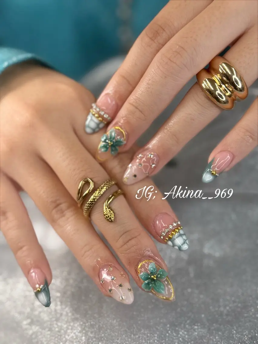 ネイル フットネイル 氷ネイル・うるうるネイル マットネイル ニュアンスネイル リボン ハンドネイル Akina Nailのネイルデザイン