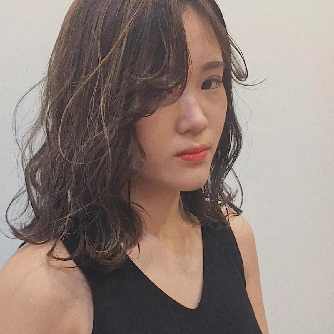 ミディアム カラー ハイライトカラー ハイライト カット ヘアカラー トリートメント 山中 直輝のヘアスタイル