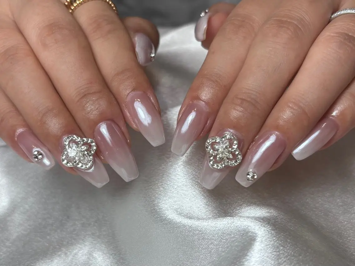 セミロング ハンドネイル Nailsalon Puttiのネイルデザイン