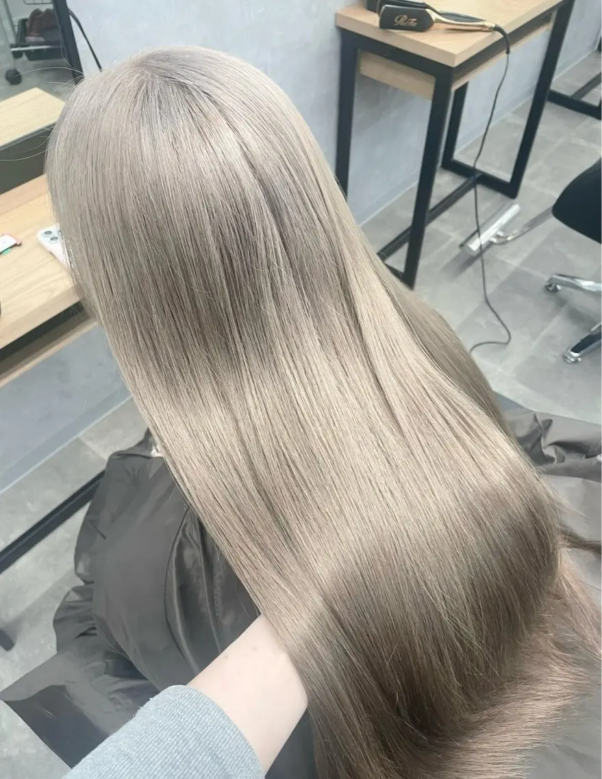 ロング カラー トリートメント ヘアカラー 🪡 KIMU🪡🎀のヘアスタイル