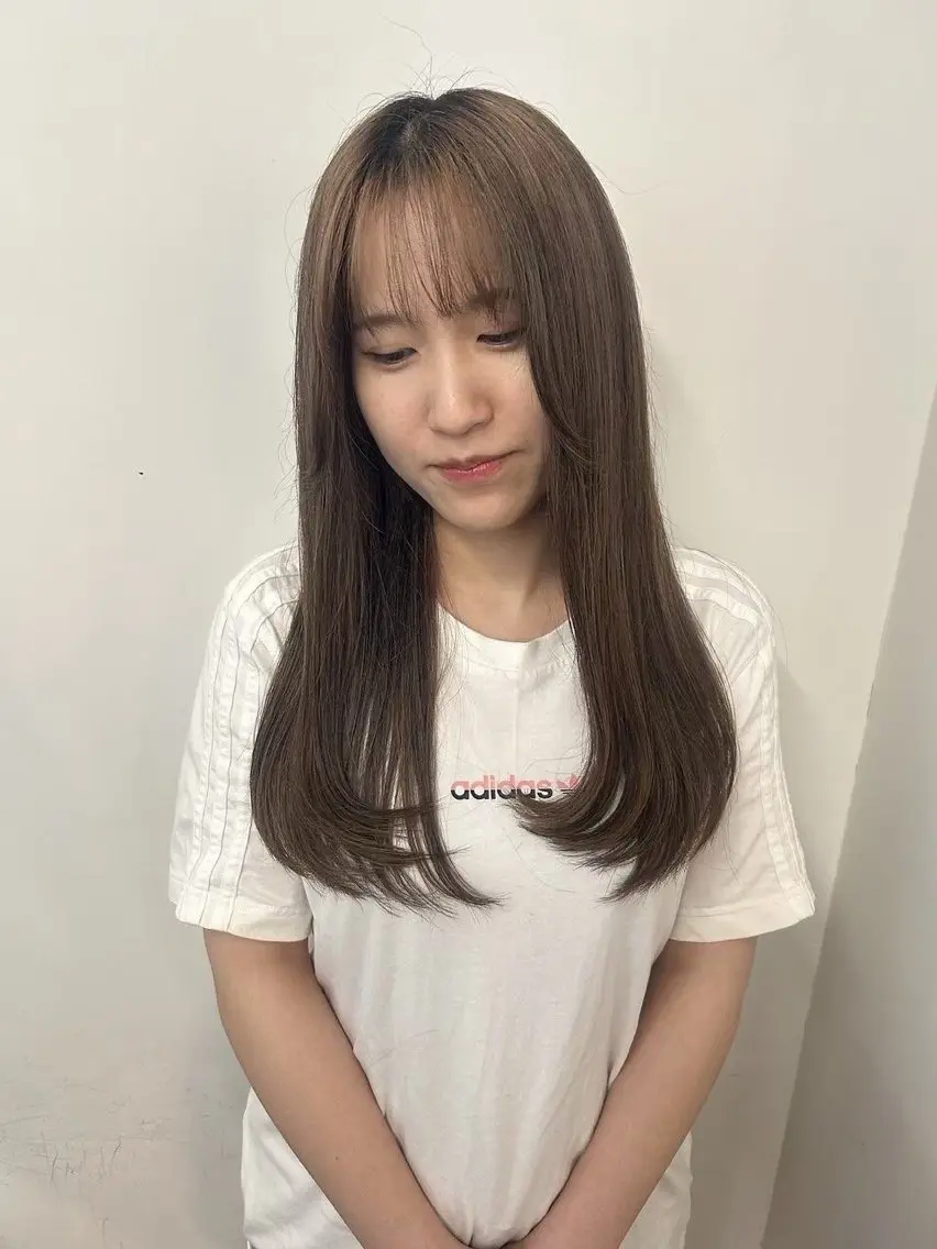 ロング カラー ヘアカラー The Ect 江坂Kurumiのヘアスタイル