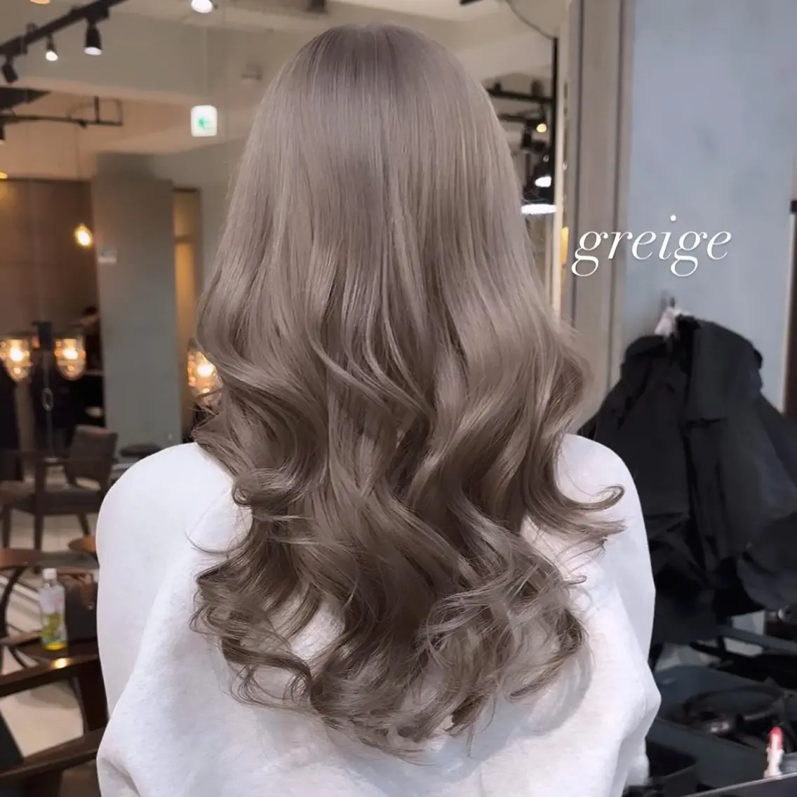 セミロング カラー カット ヘアカラー トリートメント ヘアセット 💜ハイトーン💛 マジカルかいちゃんのヘアスタイル