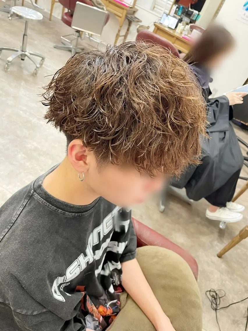 カット+フルカラーの写真