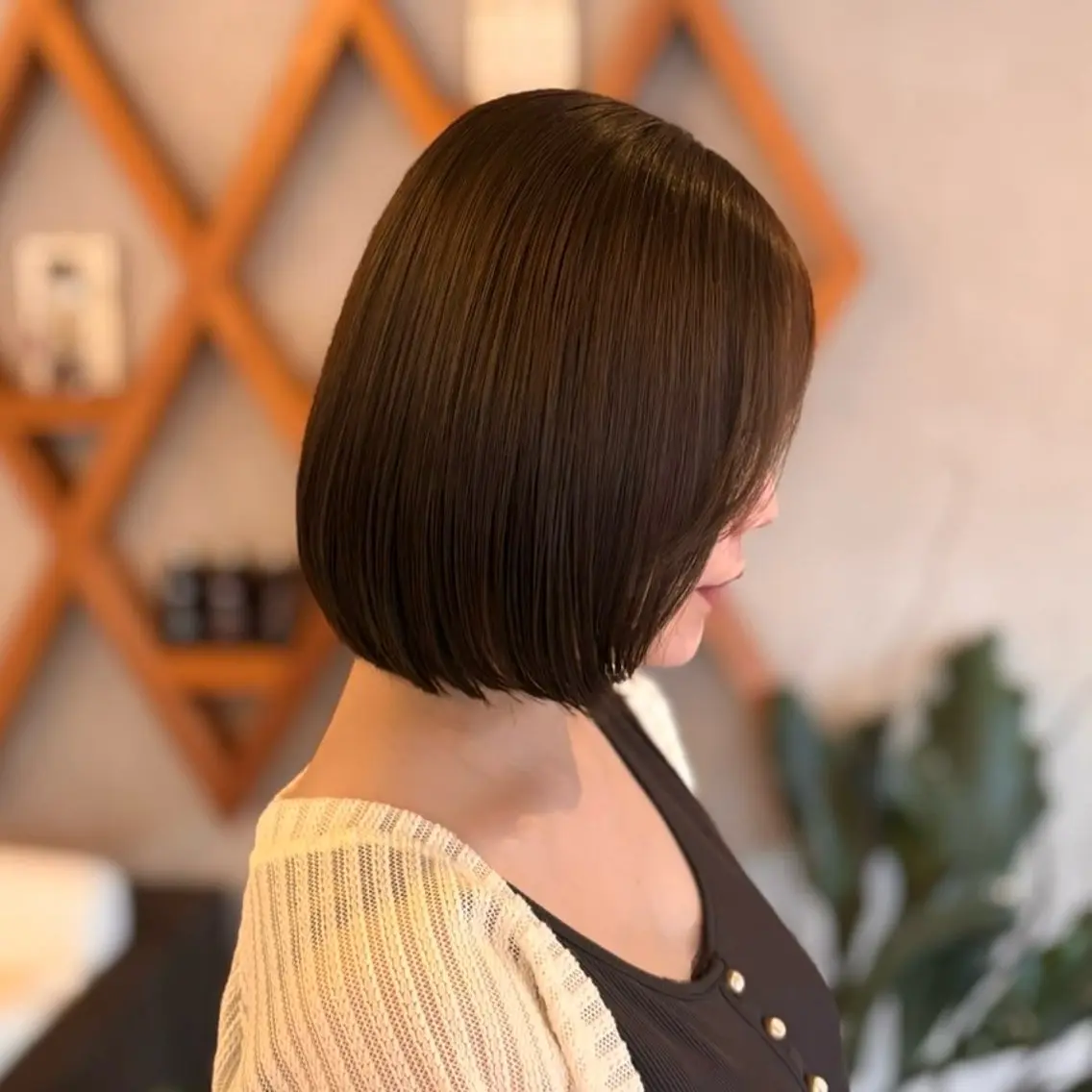ショート レイヤーカット カット ELLE&SALLY 塩田のヘアスタイル