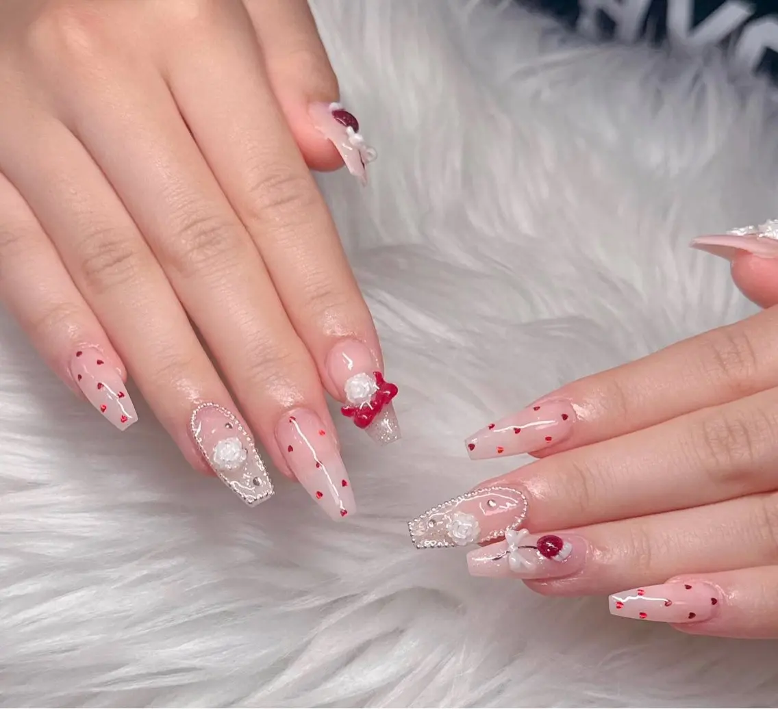 ネイル 長さ出し グラデーション 卒業式 キラキラネイル マグネットネイル ハンドネイル Lee Nailsのネイルデザイン