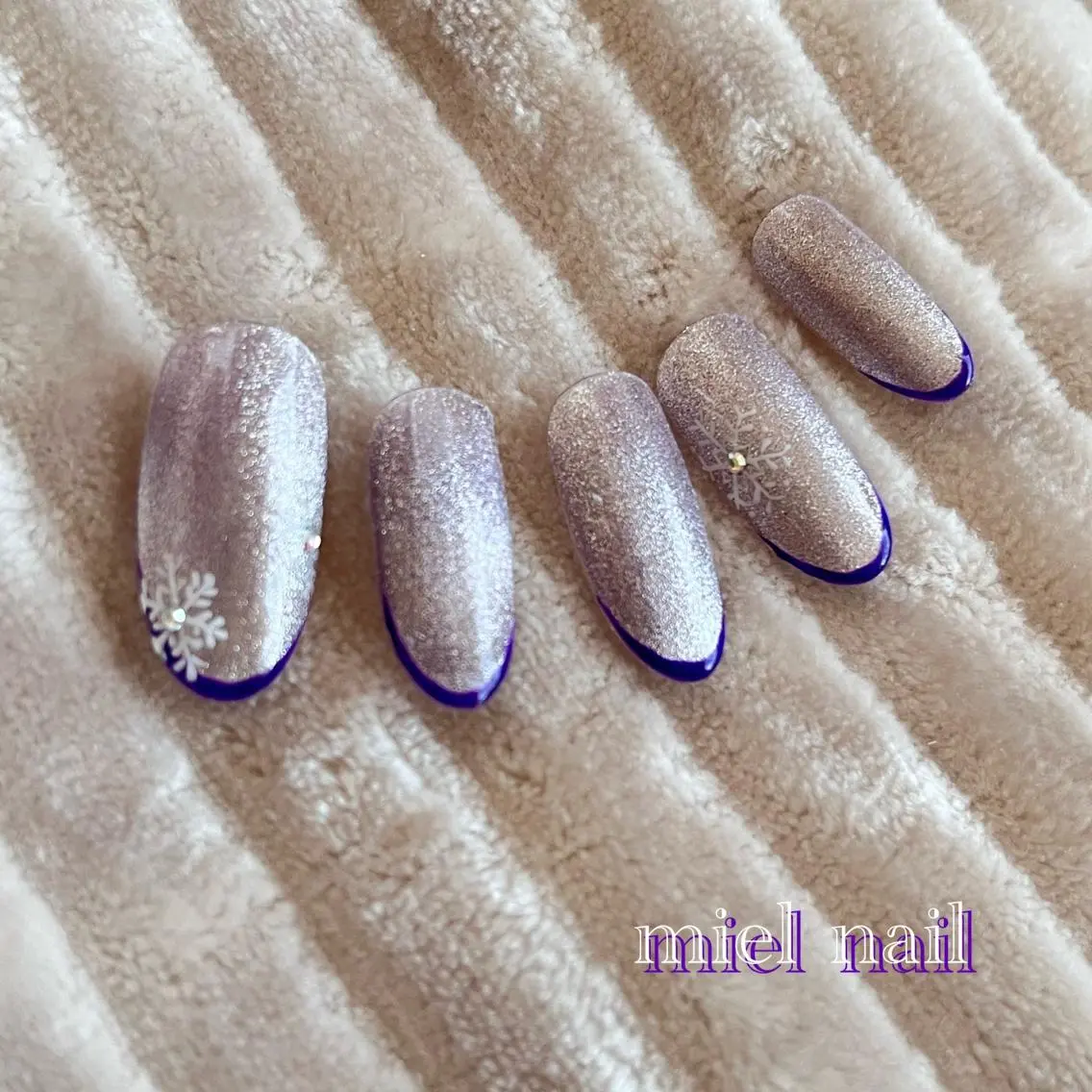 ネイル マグネットネイル 冬ネイル miel nailのネイルデザイン