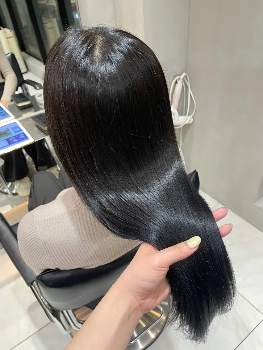 セミロング カラー ヘアアレンジ ヘアカラー トリートメント ヘッドスパ ヘアセット 艶髪/レイヤーカット 🐣misakiのヘアスタイル