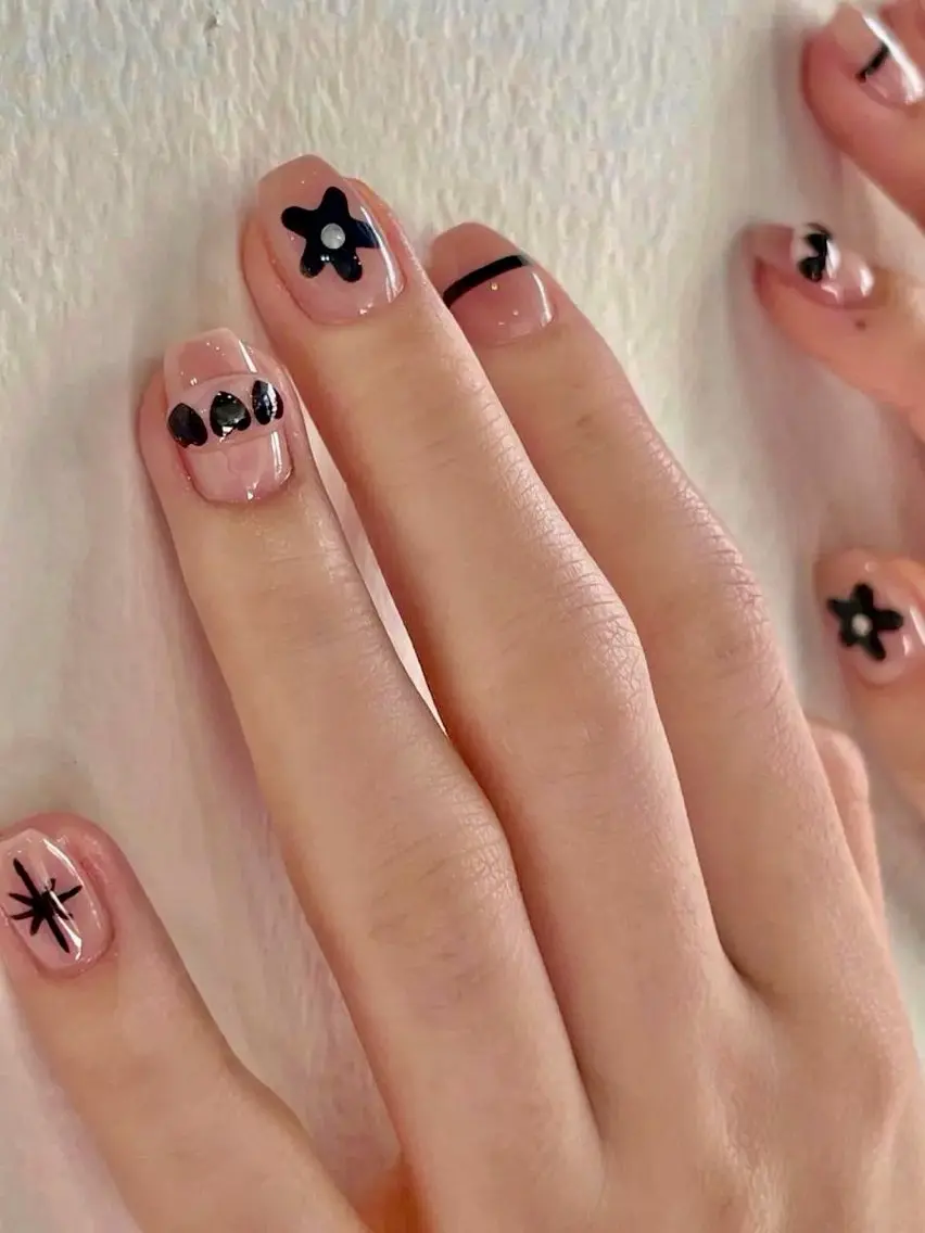 ネイル ハンドネイル Rinaky_ Kora Nailのネイルデザイン