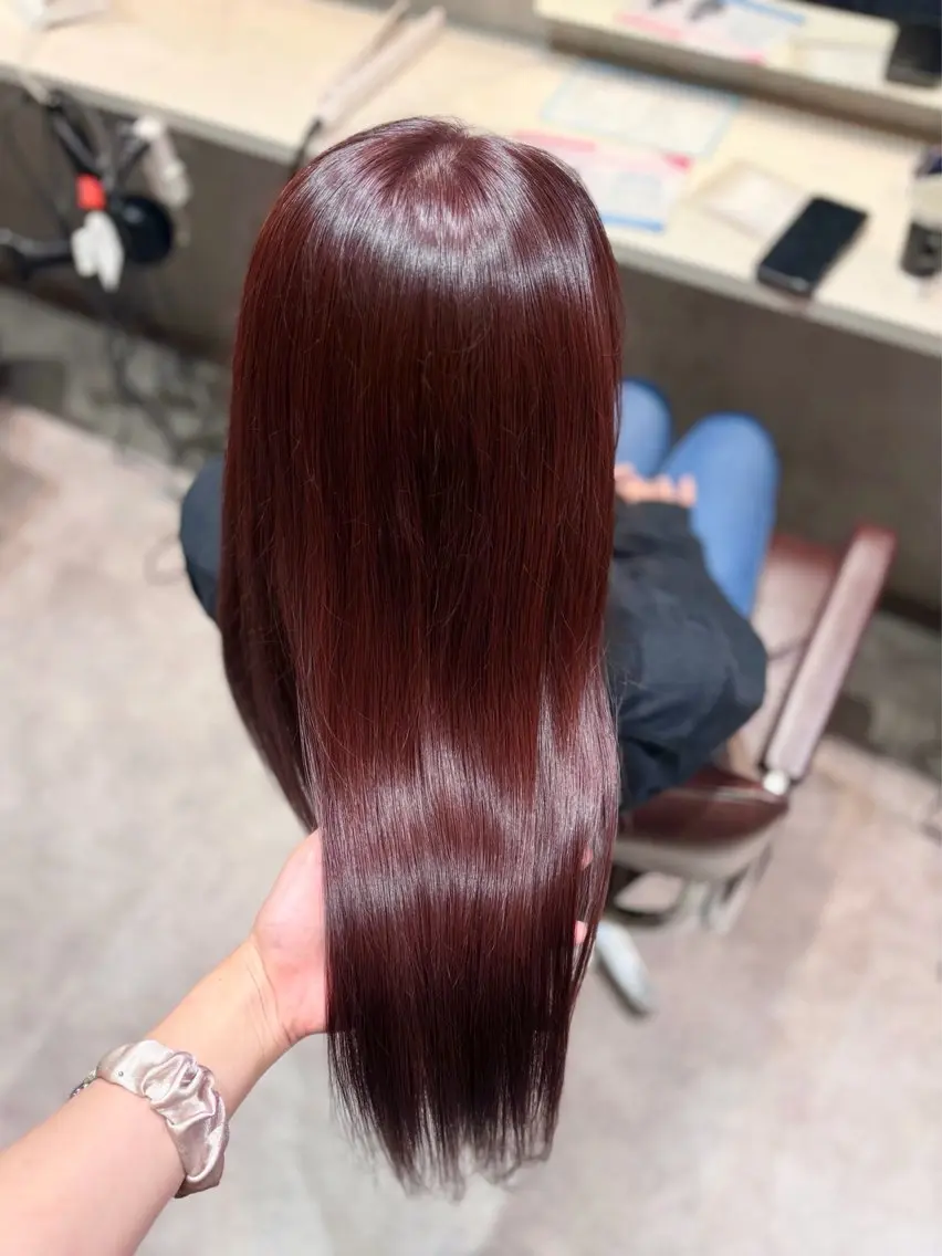 カラー ピンクカラー ヘアカラー 楠原 彩加のヘアスタイル
