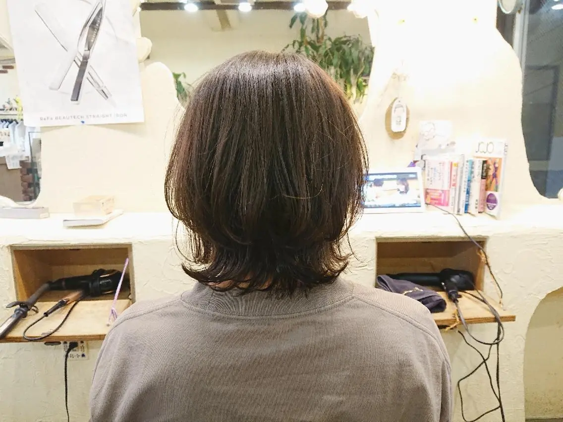 ミディアム レイヤーカット 「sumi」 AMIのヘアスタイル