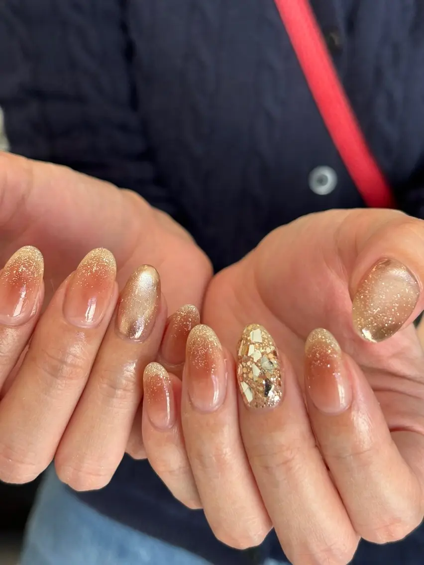 ネイル チークネイル キラキラネイル ハンドネイル charme nailのネイルデザイン
