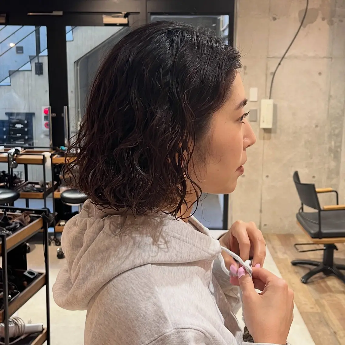 ミディアム ミディアムパーマ ボブ 菅野 紗弥のヘアスタイル