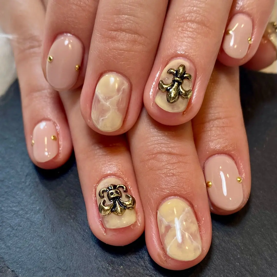 🌼【ニュアンス】持ち込み◎3色/90分やり放題🤤の写真