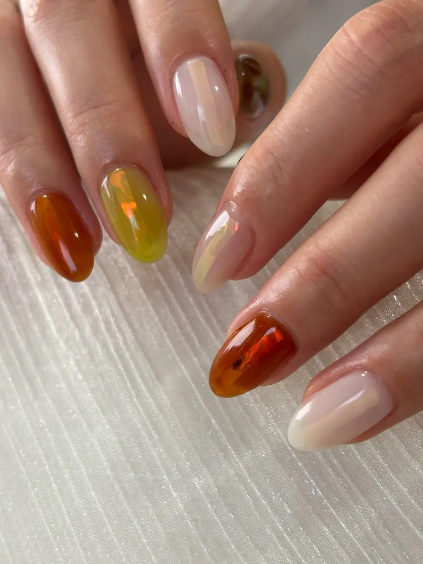 ネイル ハンドネイル NAILARTIST MIKAのネイルデザイン