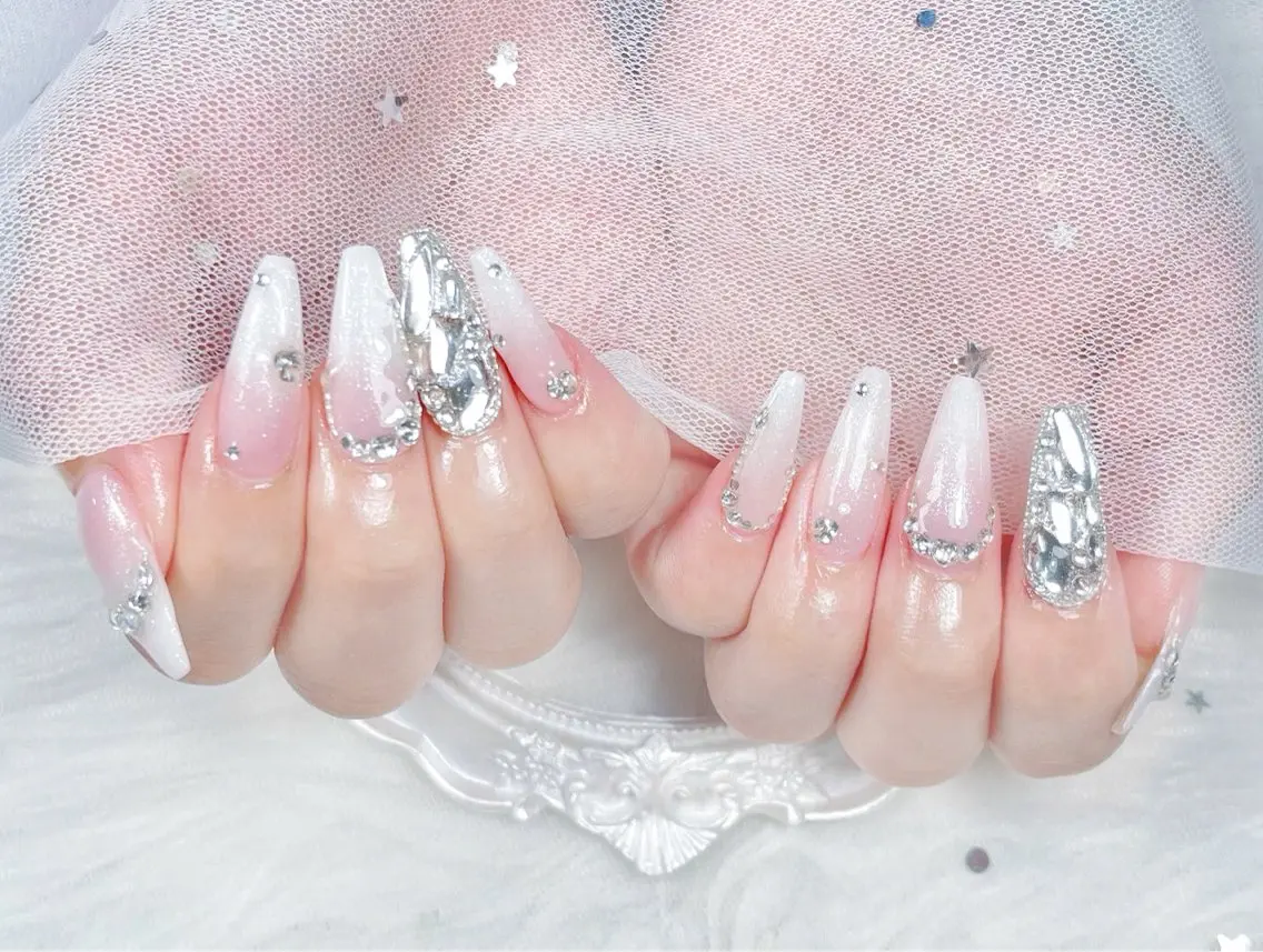 ネイル Rin Hana Nailのネイルデザイン