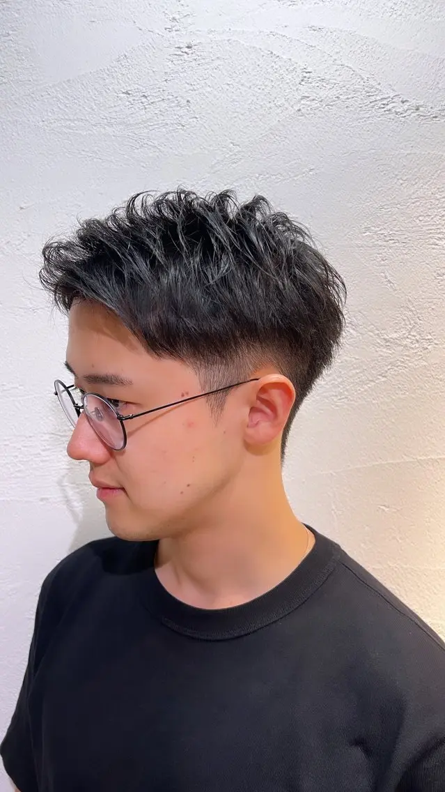 メンズ アップバング カット パーマ 🔥ダブルカラー特化 🔥相原彰太のヘアスタイル
