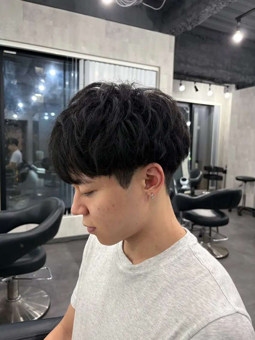 ショート 山下 新士のヘアスタイル