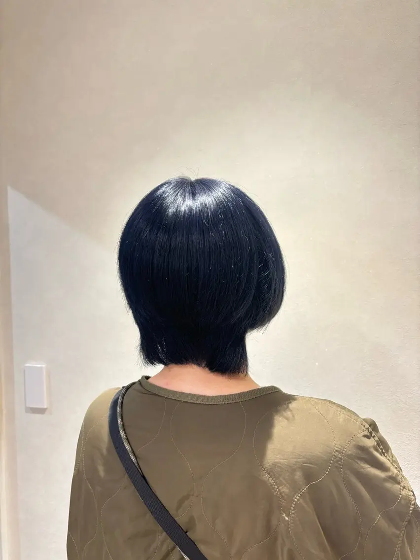 ショート カラー ブリーチ ケアブリーチ トリートメント universe Mizuki🎀のヘアスタイル