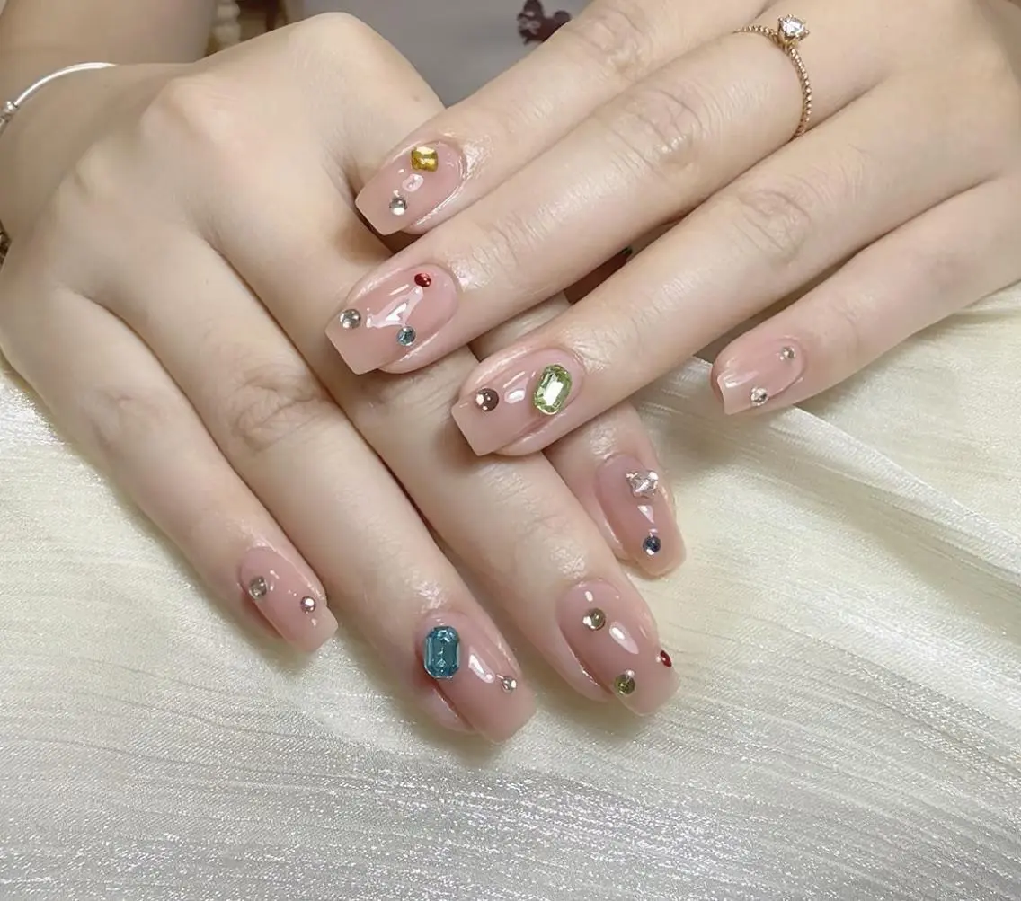 ネイル ハンドネイル 🎀 Ayaka_nailのネイルデザイン