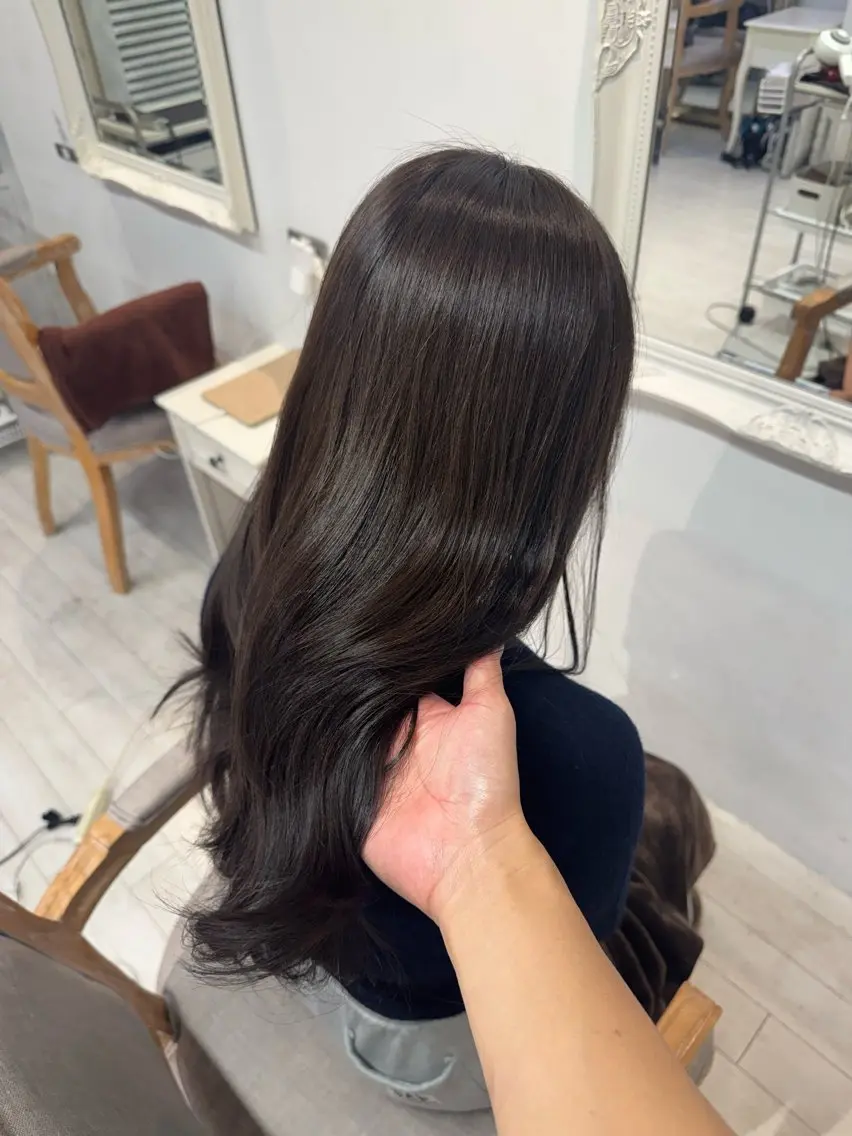 ロング カット ヘアカラー トリートメント れん🫧5cm無料 カットモデル募集🫧のヘアスタイル