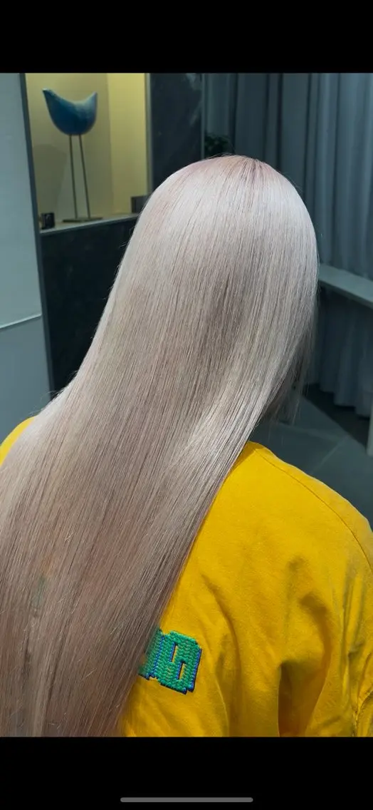 ロング カラー カット ヘアカラー トリートメント れい🫧 ハイトーン特化のヘアスタイル
