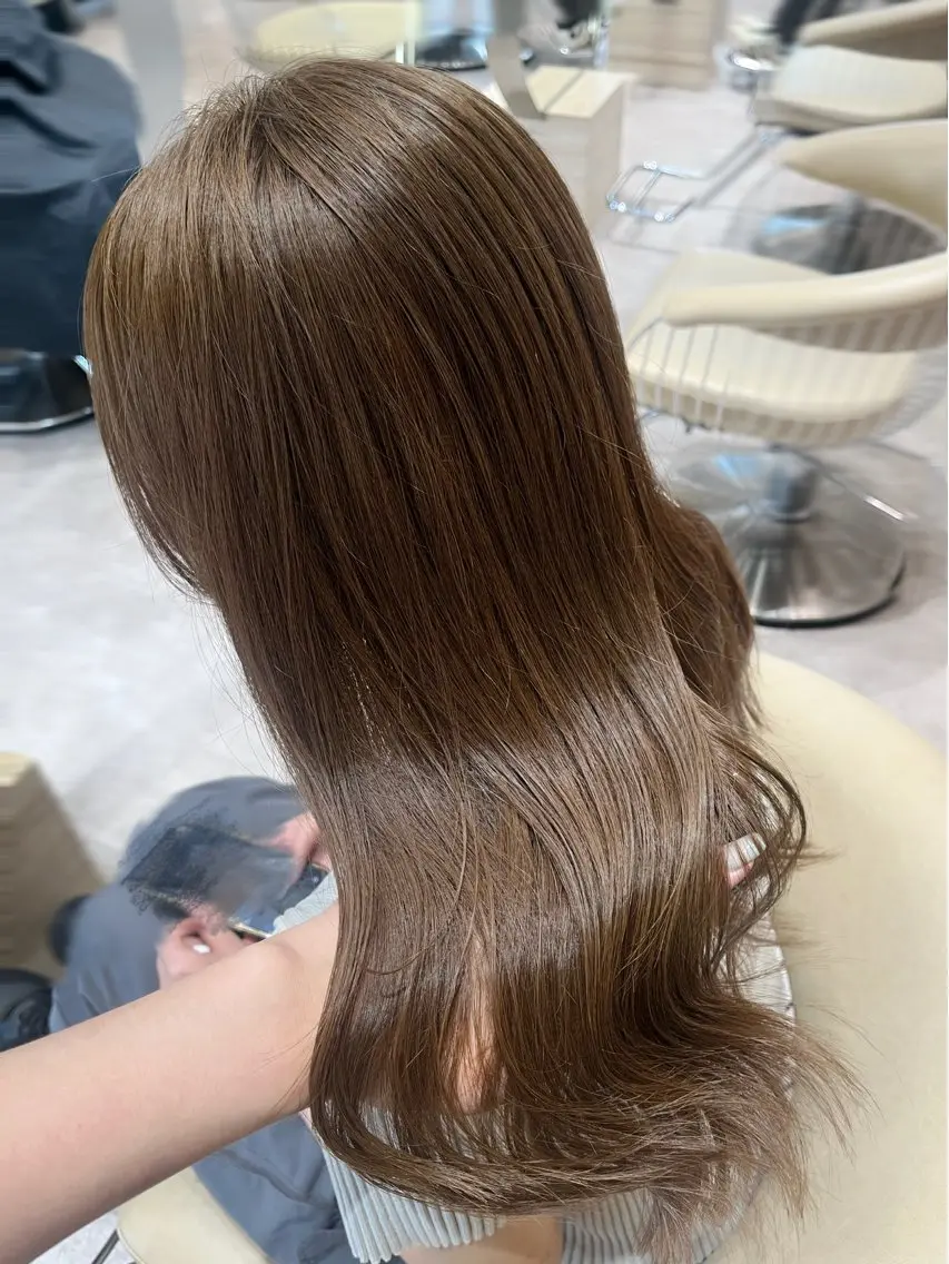 セミロング カラー ヘアカラー 顔周りカット/ 透明感カラー/ユナのヘアスタイル