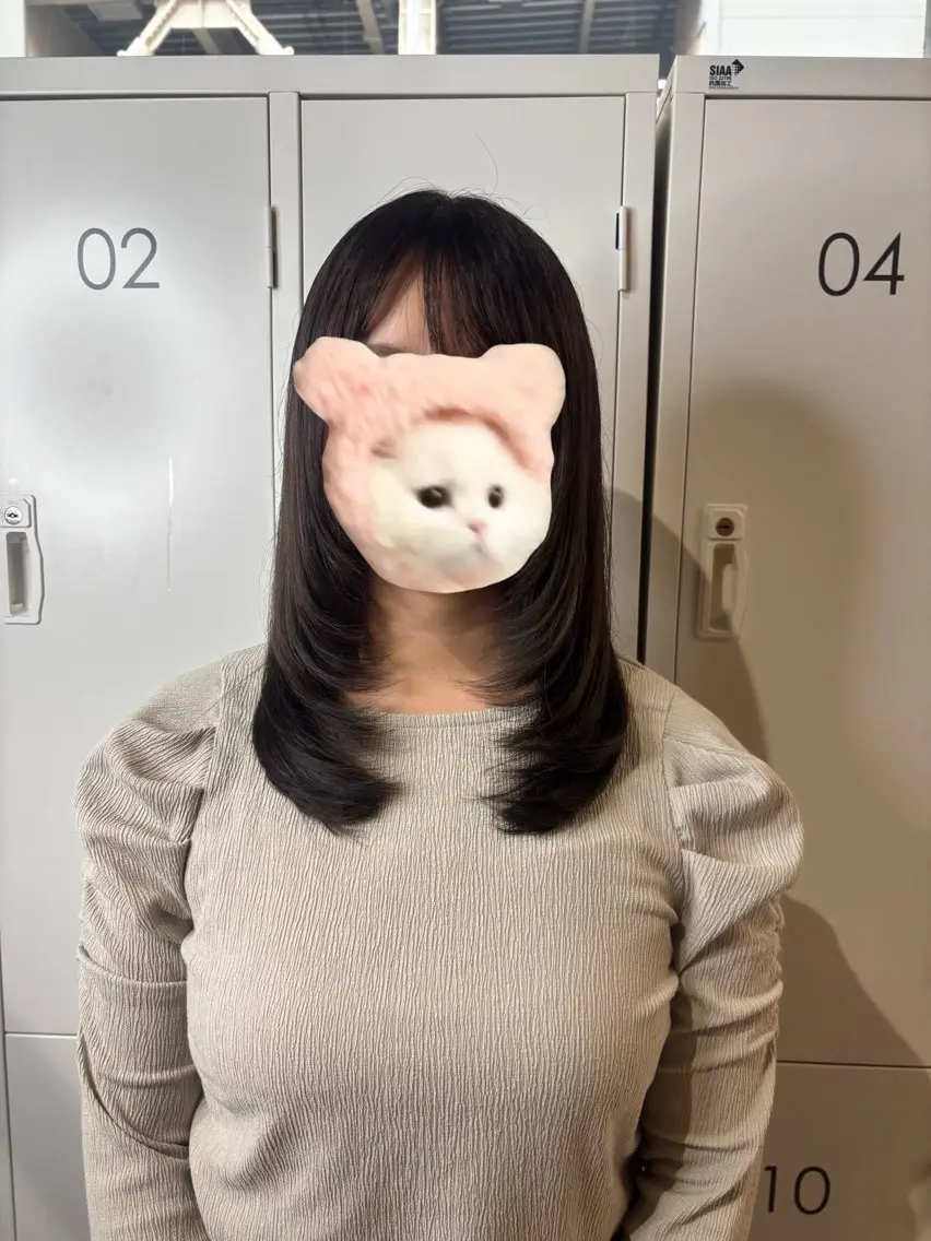 セミロング レイヤーカット カット ヘアカラー 🍓チサト/仙台/ 透明感カラー🪽‪のヘアスタイル