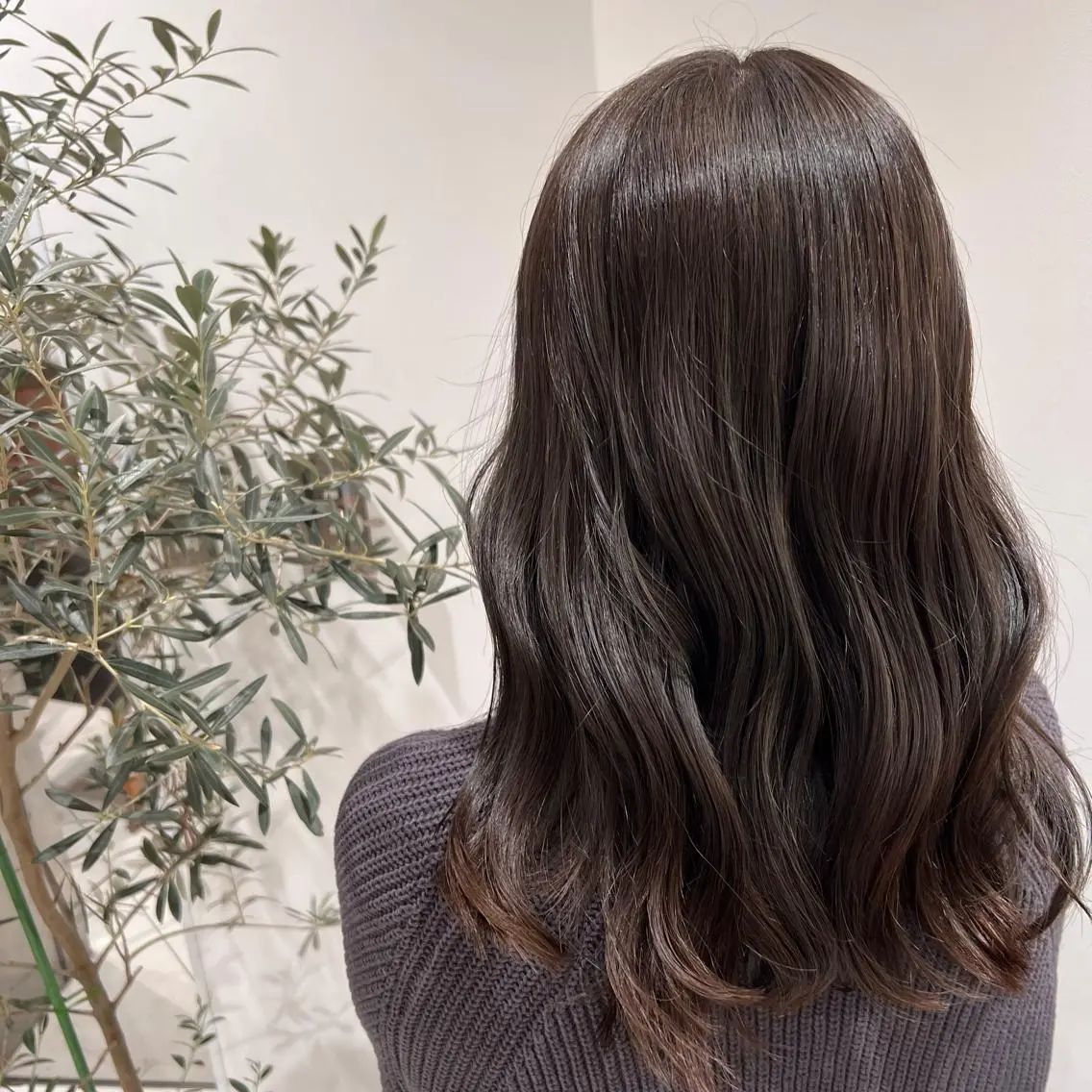 セミロング カラー ヘアアレンジ 小白井 由美のヘアスタイル