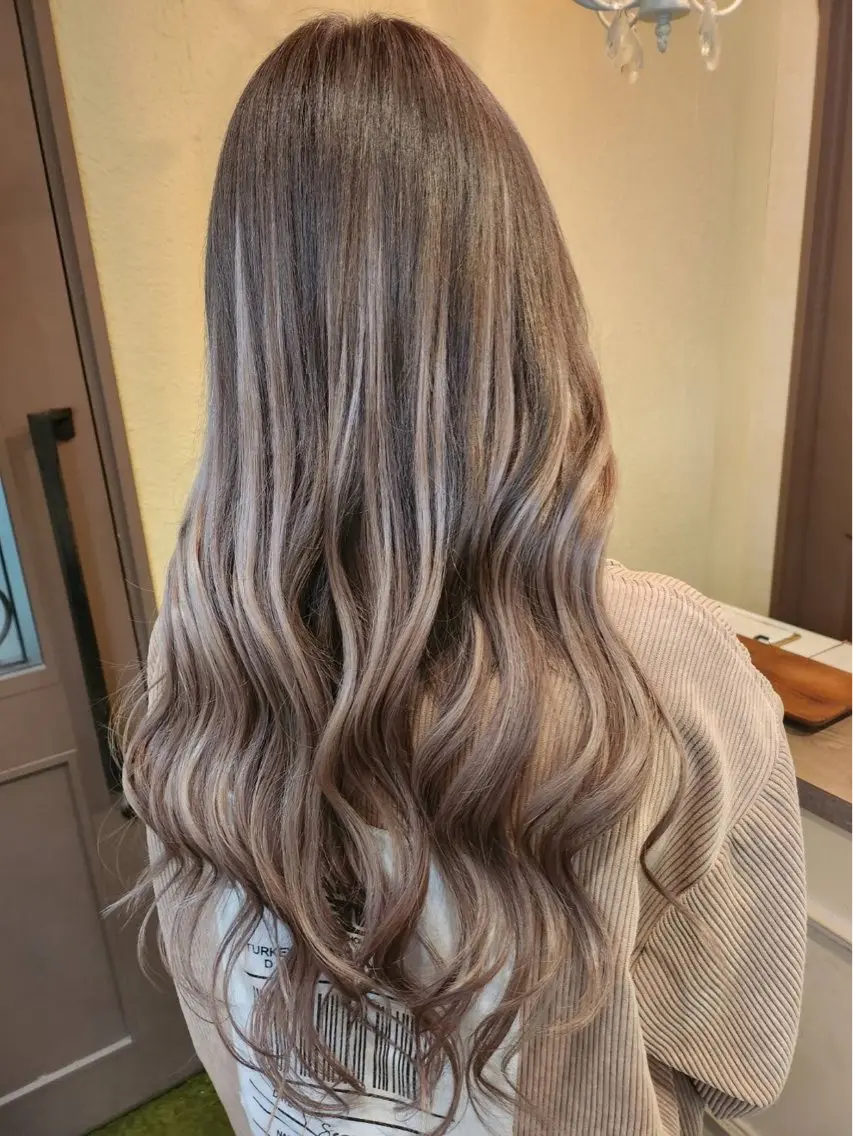 ロング ヘアアレンジ シールエクステ エクステ ハイライト カット エクステ MagicMush ✴︎シールエクステのヘアスタイル