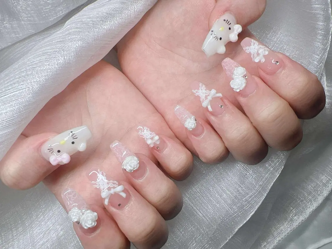 ネイル 長さ出し グラデーション 卒業式 キラキラネイル マグネットネイル ハンドネイル Lee Nailsのネイルデザイン