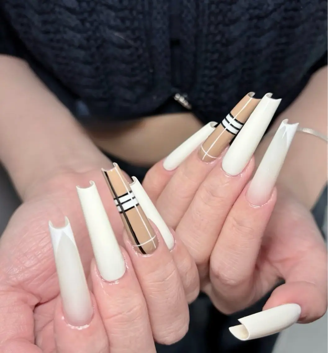 ネイル Nailグリン 🍑のネイルデザイン