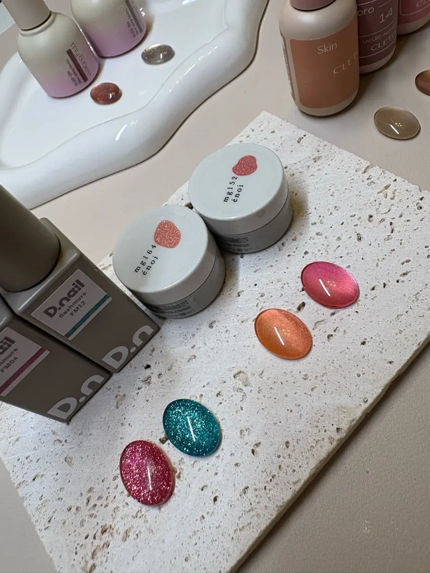 ネイル 氷ネイル・うるうるネイル nail salon Bloom.のネイルデザイン