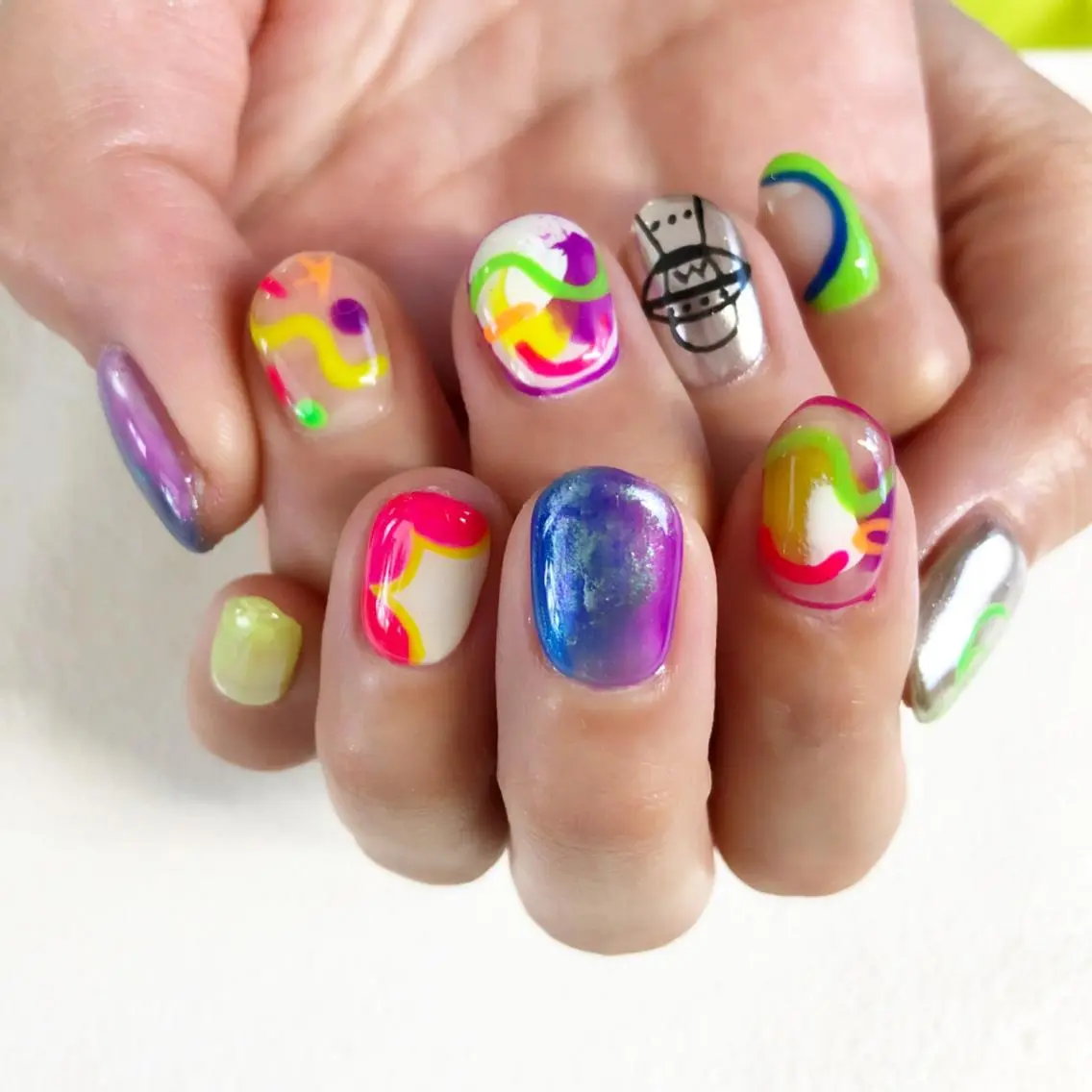 ネイル Lily Nailsのネイルデザイン