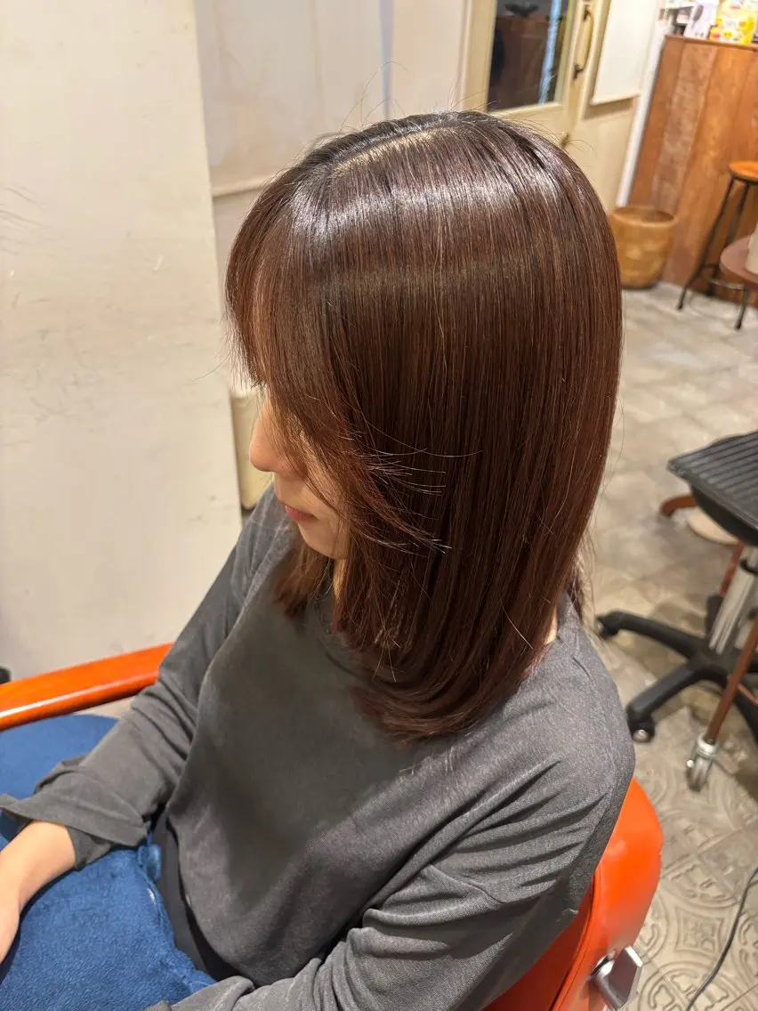ミディアム 顔周りカット レイヤーカット 凜香 RIKOのヘアスタイル
