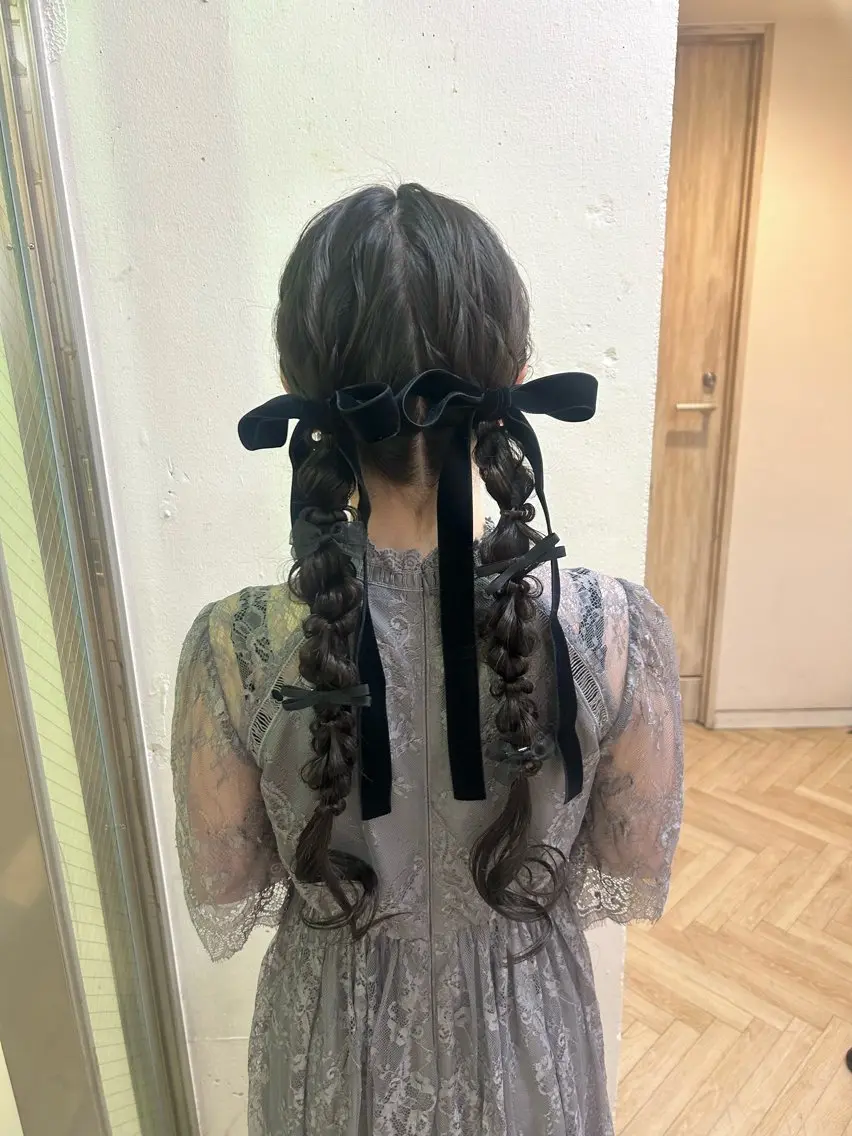 ヘアアレンジ ヘアセット ♛︎ きっか ♛︎ ヘアアレンジ🩵のヘアスタイル