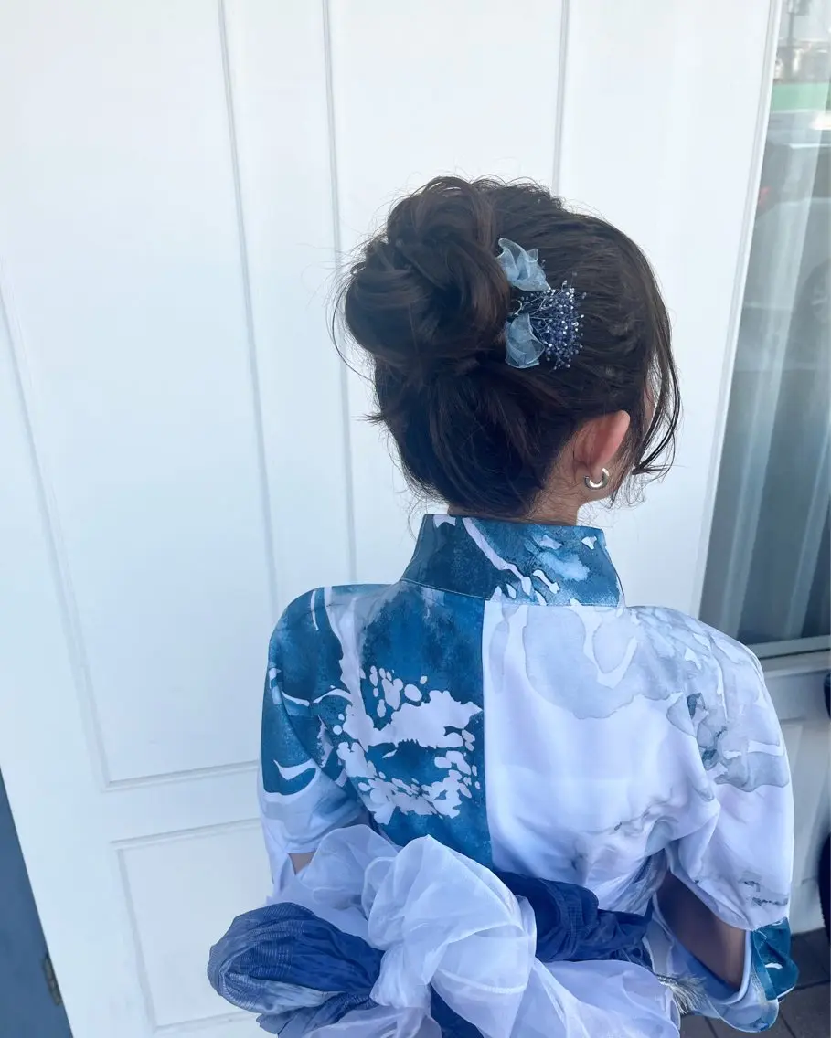 ロング ヘアアレンジ お団子ヘア RuLaN AMIのヘアスタイル