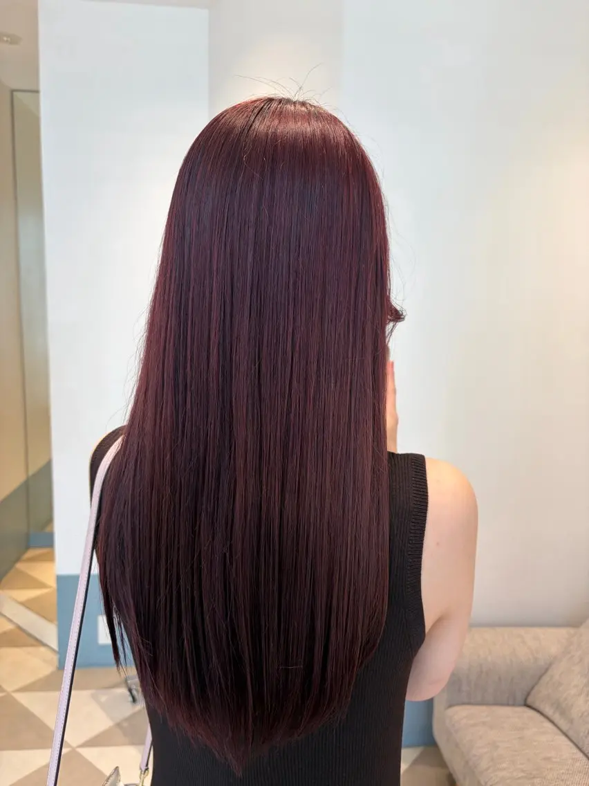 セミロング 西崎 愛加のヘアスタイル