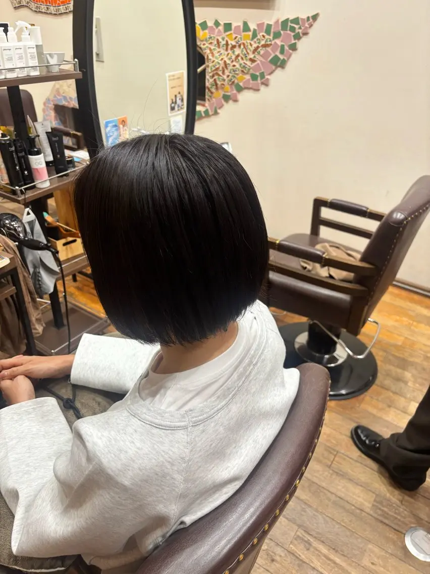 ショート カラー 透明感カラー ボブ ヘアカラー ワンカラー/ブリーチ /ストレート友駕🤎のヘアスタイル