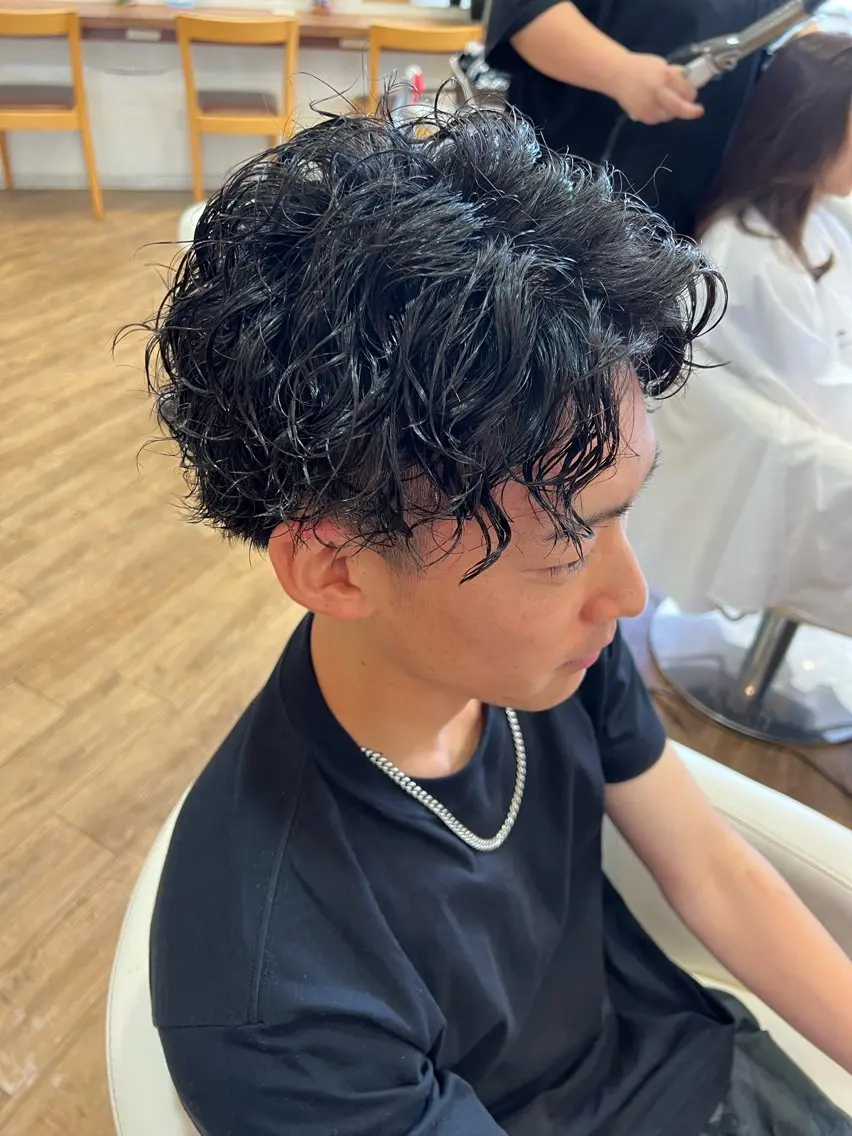 カット＋パーマ(ツイスト、スパイラル、波巻き、etc)の写真
