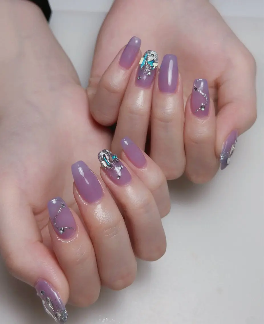 ネイル オーロラネイル 長さ出し フットネイル ラメ(グリッター) ラメグラデーション ハンドネイル 👍thumbs up nail👍のネイルデザイン