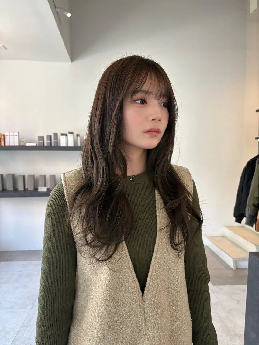 ロング カット ヘアカラー 中宗 哲平のヘアスタイル