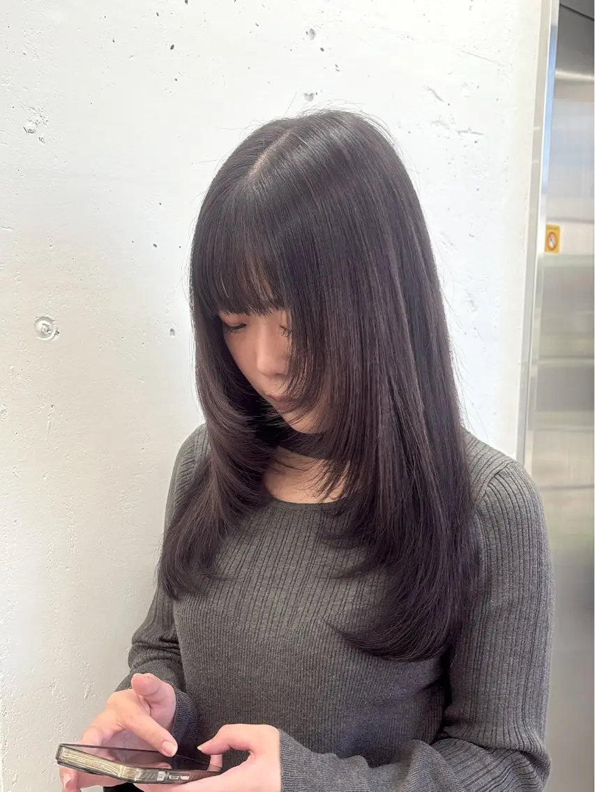 ロング 顔まわりレイヤー 顔周りカット レイヤーカット 🌟ゆりあ🌟 JILLSTUDIOのヘアスタイル