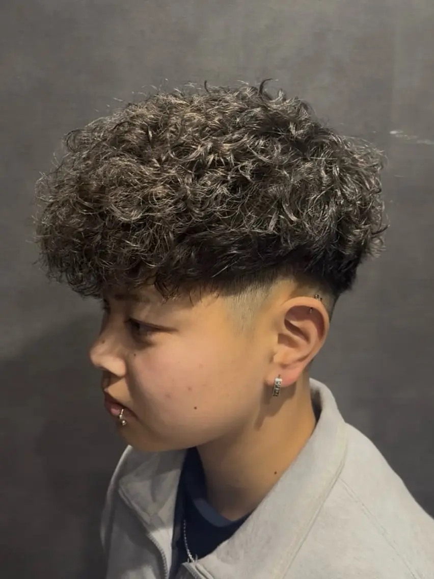 ショート パーマ メンズ メンズパーマ スペインカール メンズパーマカット 達人/涼のヘアスタイル