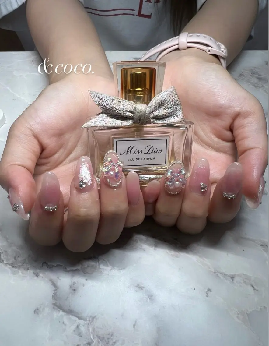 ネイル アートネイル チークネイル 持ち込み ハンドネイル & coco.のネイルデザイン