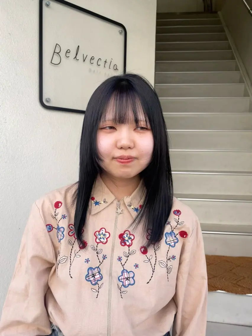 カラー 福嶋 野愛のヘアスタイル